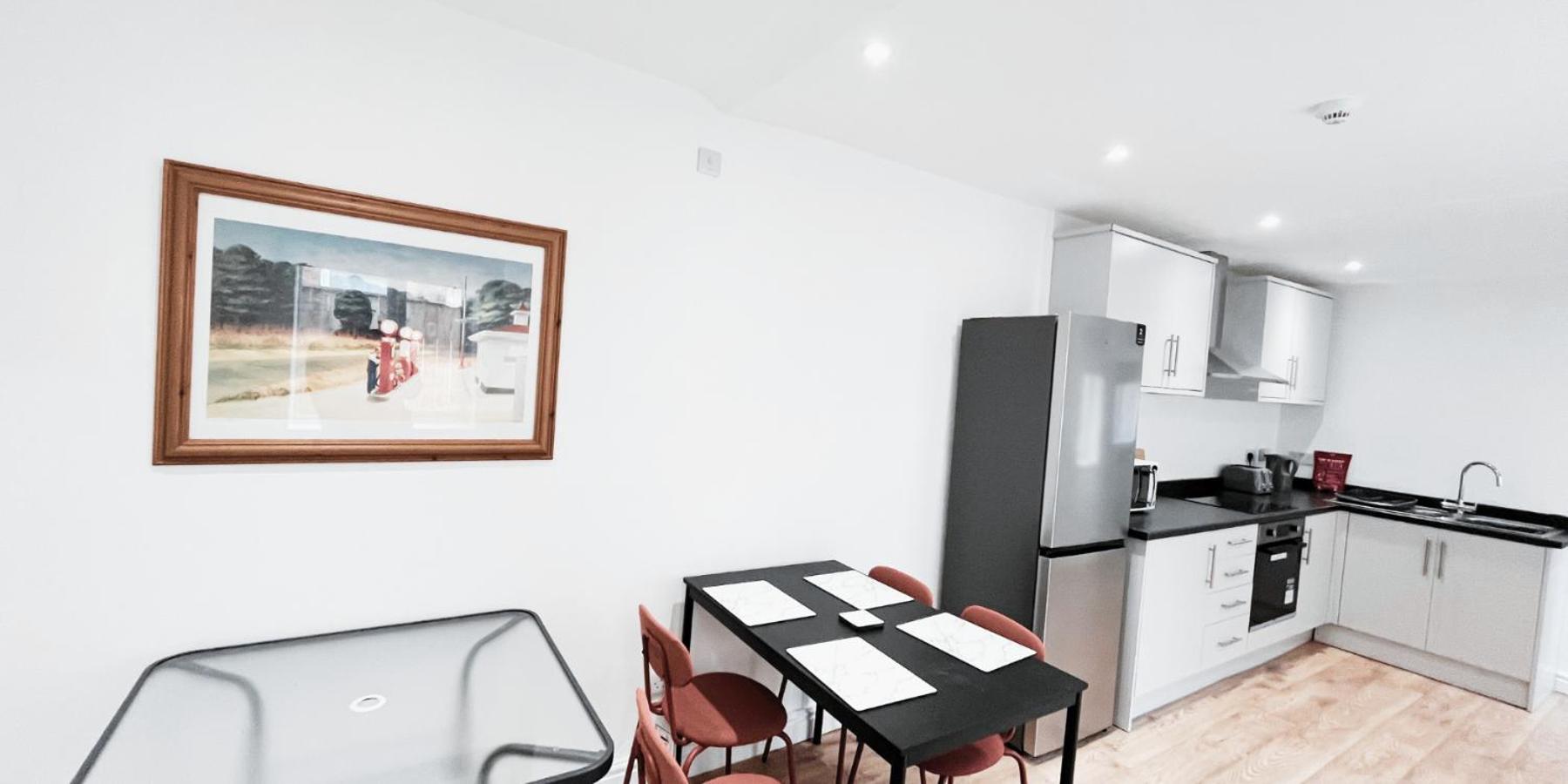 Single Room In Modern House Near 노팅엄 외부 사진