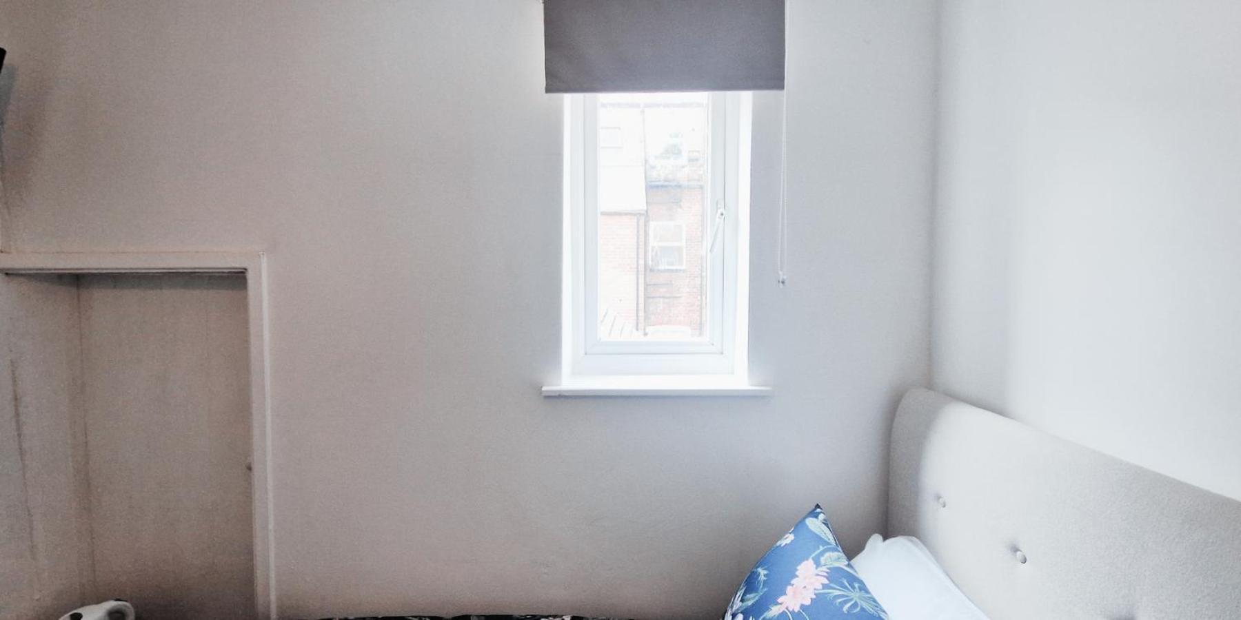 Single Room In Modern House Near 노팅엄 외부 사진